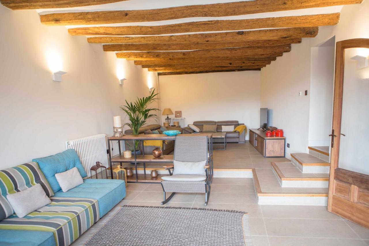 Casa Rural Masia Les Apieres El Pla de Manlleu 외부 사진