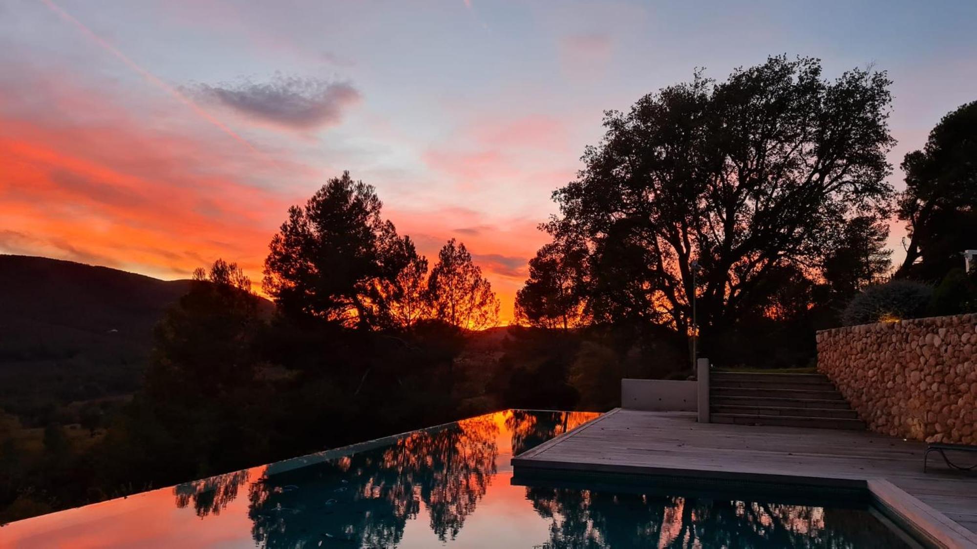 Casa Rural Masia Les Apieres El Pla de Manlleu 외부 사진